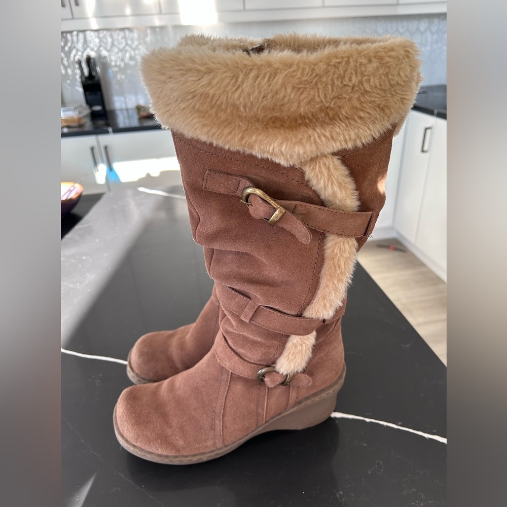 BareTraps Brown Winter Boots with Fur Trim